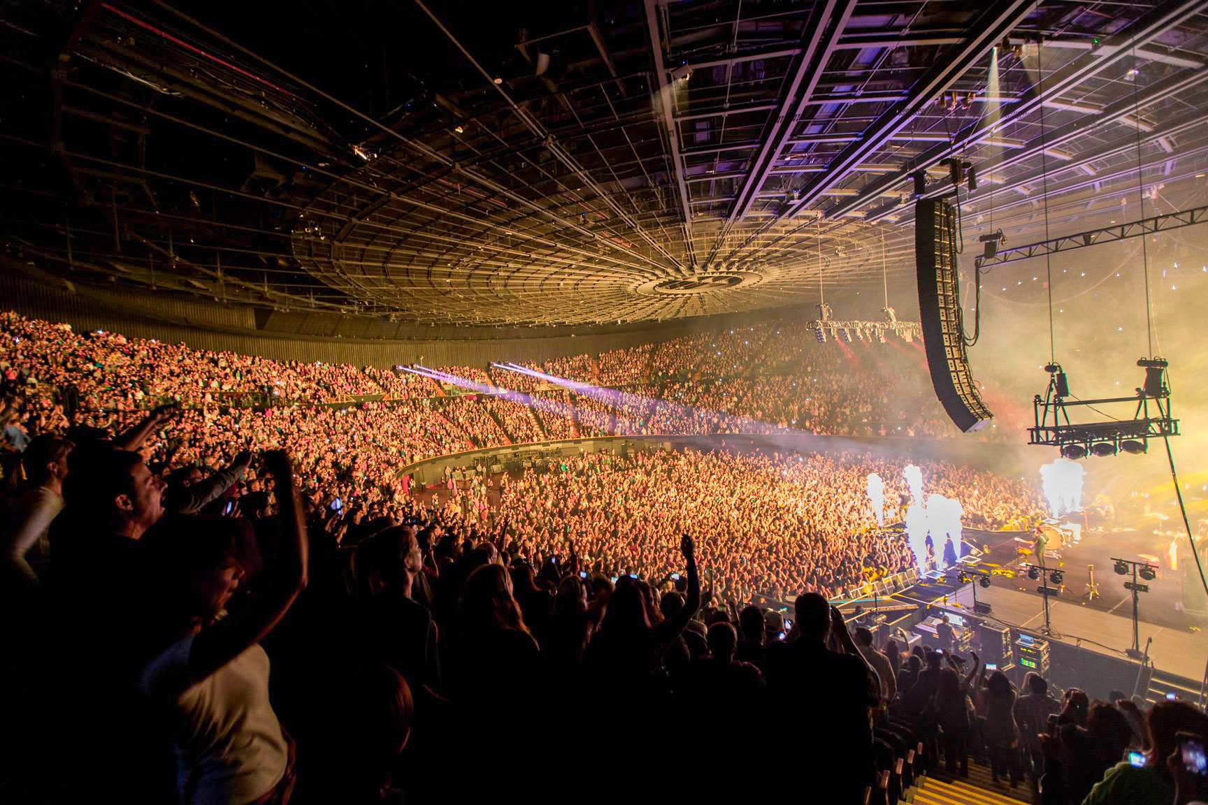 Kia forum concert min